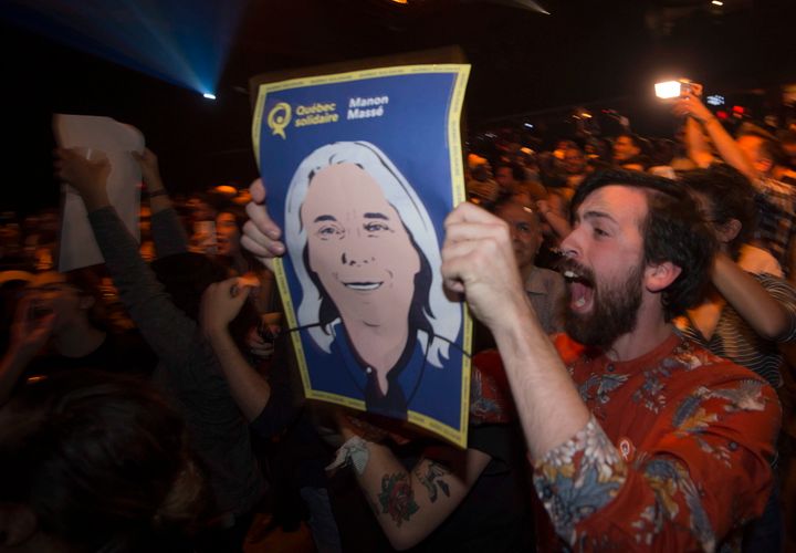 Les partisans de Québec solidaire ont célébré les gains du parti.