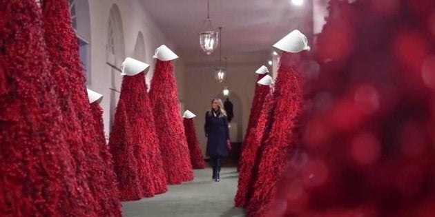 Sur Twitter, les décorations de Noël ont davantage inspiré l'horreur que la fête.