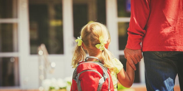 La Coalition avenir Québec affirme que la maternelle 4 ans universelle favoriserait l'intervention précoce auprès des enfants présentant des troubles de l'apprentissage.