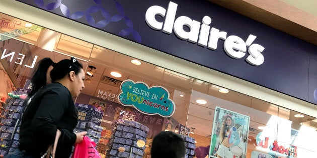 Une Ancienne Employee De Claire S Denonce Une Politique Cruelle De Percage Des Oreilles Huffpost Quebec Vivre Une Ancienne Employee De Claire S Denonce Une Politique Cruelle De Percage Des Oreilles Huffpost Quebec Vivre