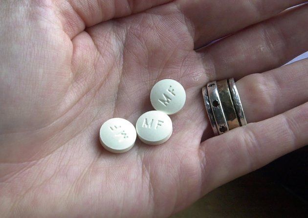 Trois pilules abortives Mifeprex RU-486.