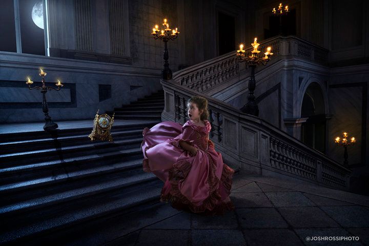 Deux des visuels imaginés par Josh Rossi pour sa fille à l'occasion de la sortie de "Wonder Woman" et de "La Belle et la Bête" en 2017.