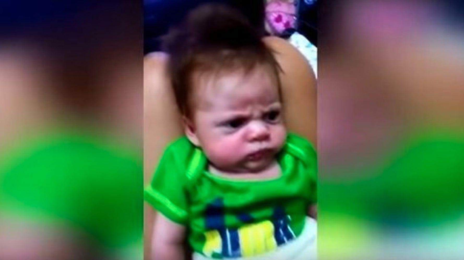 Rien A Faire Pour Faire Sourire Ce Bebe Grincheux Video Huffpost Null