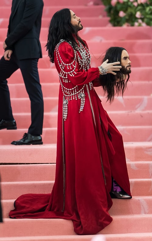 jared leto red dress Jared Leto Carried His Own Severed Head To The Met Gala