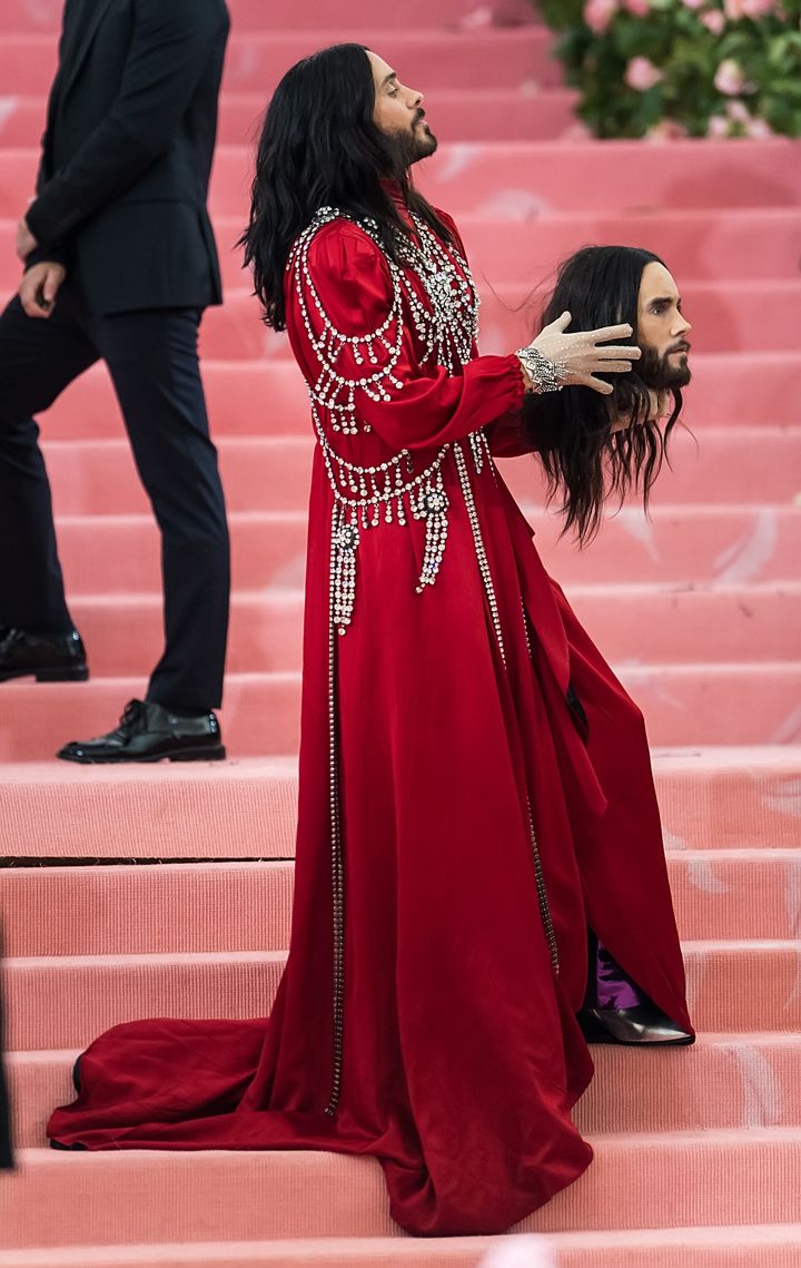 Jared Leto Carried His Own Severed Head To The Met Gala | HuffPost ...