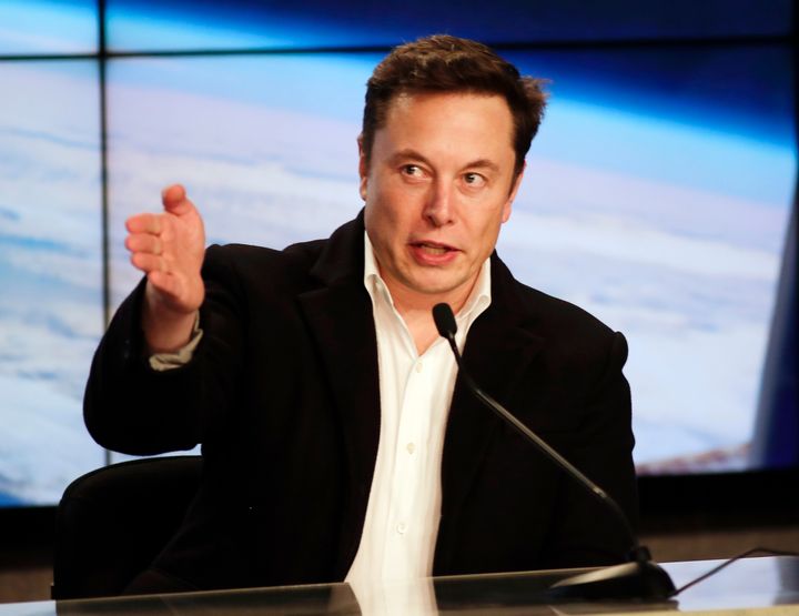 Elon Musk's company Tesla proposed the building of solar power microgrids on the Puerto Rican islands of Vieques and Culebra.