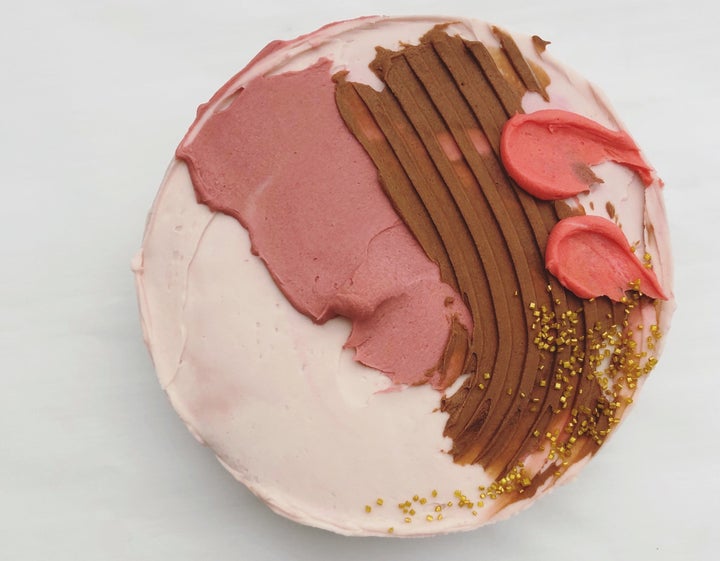 With a little creativity (and a few handy tools), a messy-looking cake can turn into an abstract work of art.