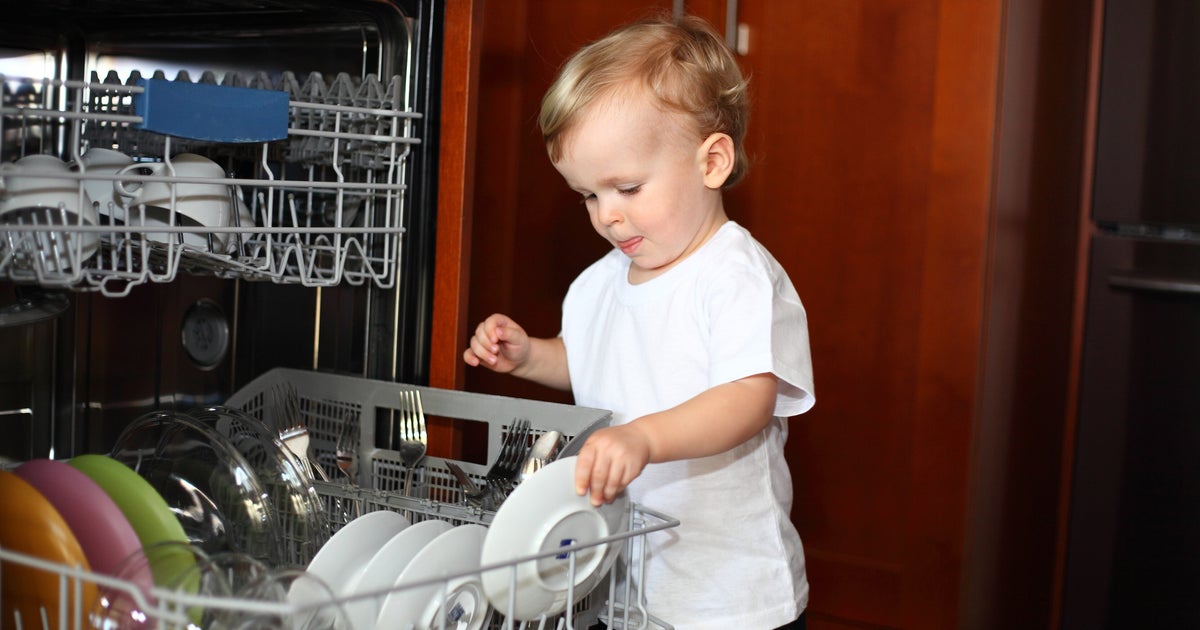 Dishwasher Pods Are Poisonous, And Also Irresistible To Children