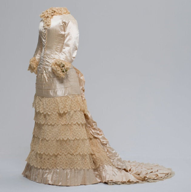 Worn by Mary Cameron, married in 1883.