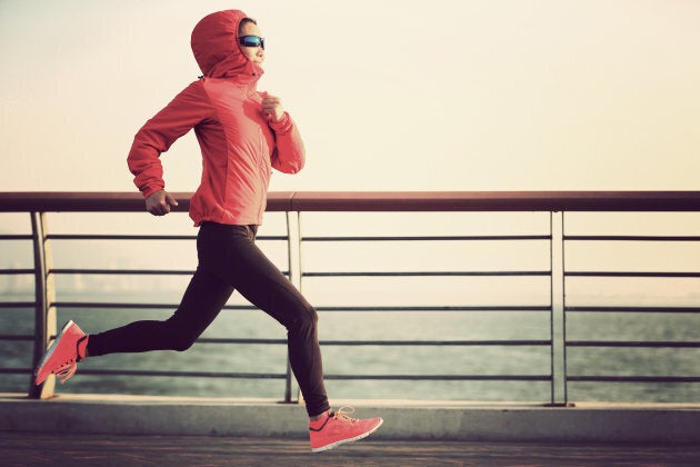 Runners, tights, sunnies aaaaand hooded jacket? It's all a bit much.