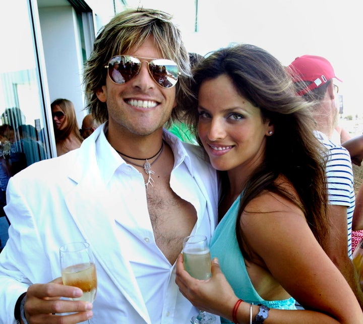 A new year's day tousled look with former wife Noa Tishby at Bondi Icebergs.