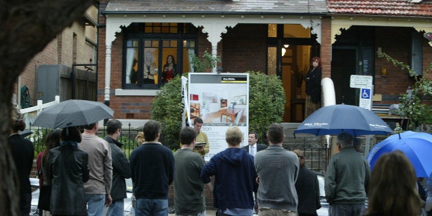 (AUSTRALIA & NEW ZEALAND OUT) Auction of Property at 127 Annandale St, Annandale, that sold for $888,000. SHD PROPERTY Picture by LEE BESFORD (Photo by Fairfax Media via Getty Images)