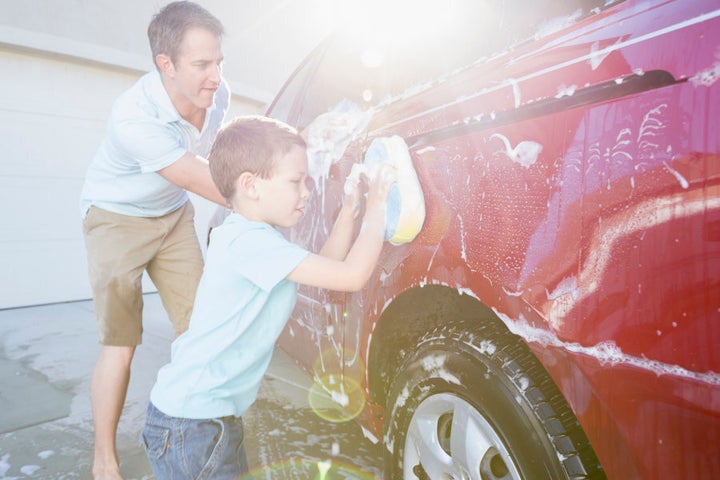 As a mild abrasive, bi-carb can help polish car surfaces.