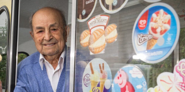 At 103, Givoanni Rozzo has become Britain's oldest ice cream man.