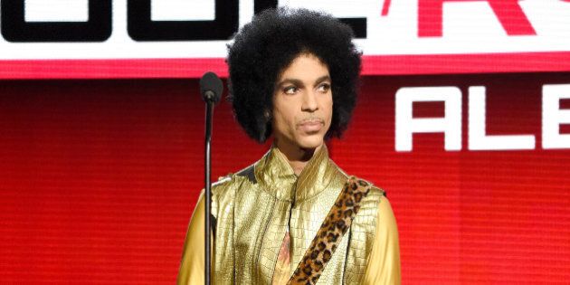 LOS ANGELES, CA - NOVEMBER 22: Recording artist Prince speaks onstage during the 2015 American Music Awards at Microsoft Theater on November 22, 2015 in Los Angeles, California. (Photo by Kevin Mazur/AMA2015/WireImage)