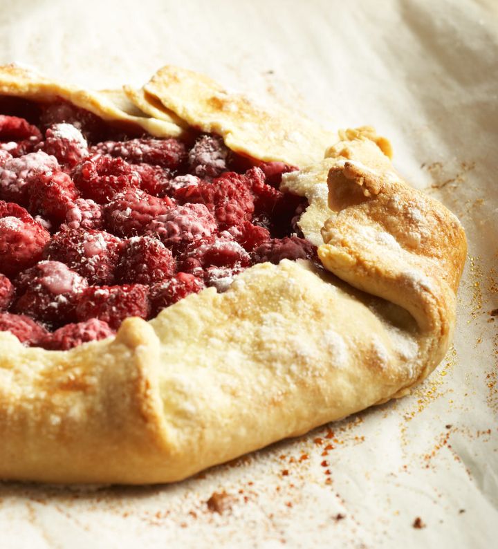 The buttery crust makes a luscious frame for fresh raspberries. Serve with vanilla ice cream or lightly sweetened, softly whipped cream.
