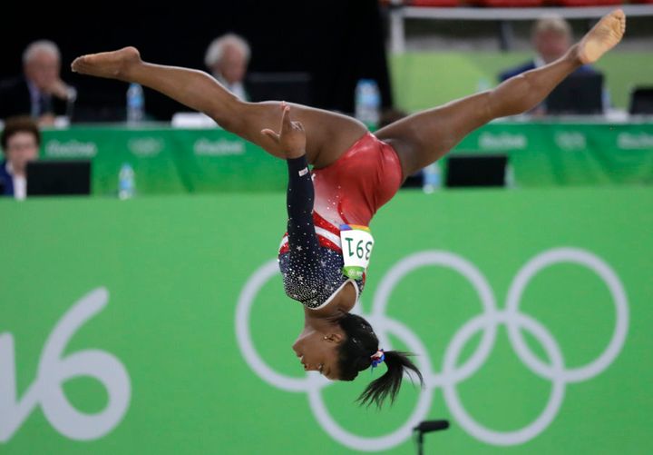 You know this will end up fine. Cos she's Simone Biles.