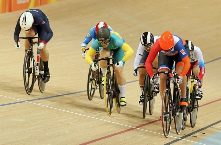 That's the winner in orange, Meares in the middle and the British rider who pipped Anna for silver on the left.