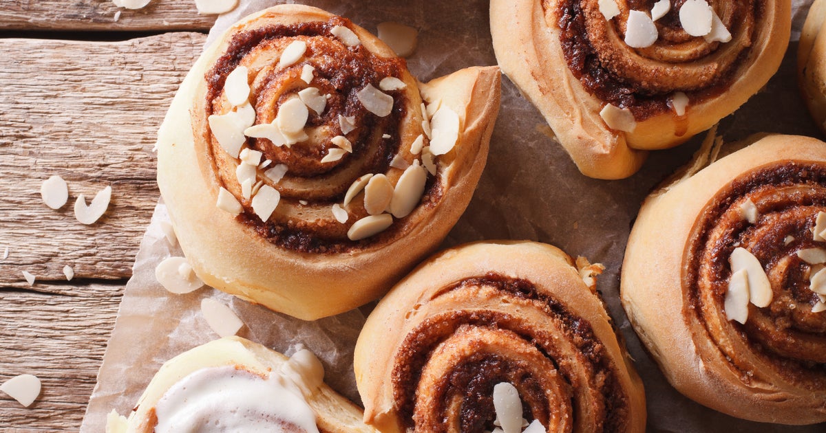 6 Cinnamon Bun Recipes To Keep You Nice And Toasty HuffPost Food & Drink