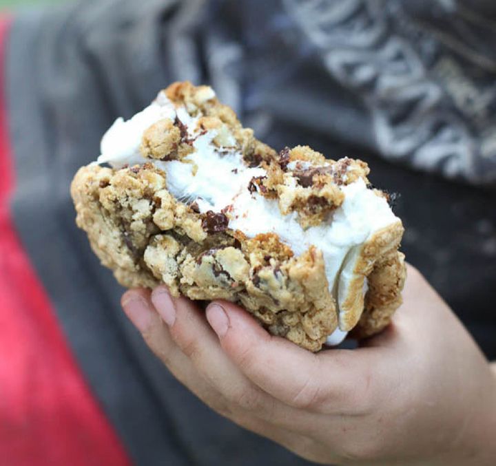 The bigger the cookie s'more the better.