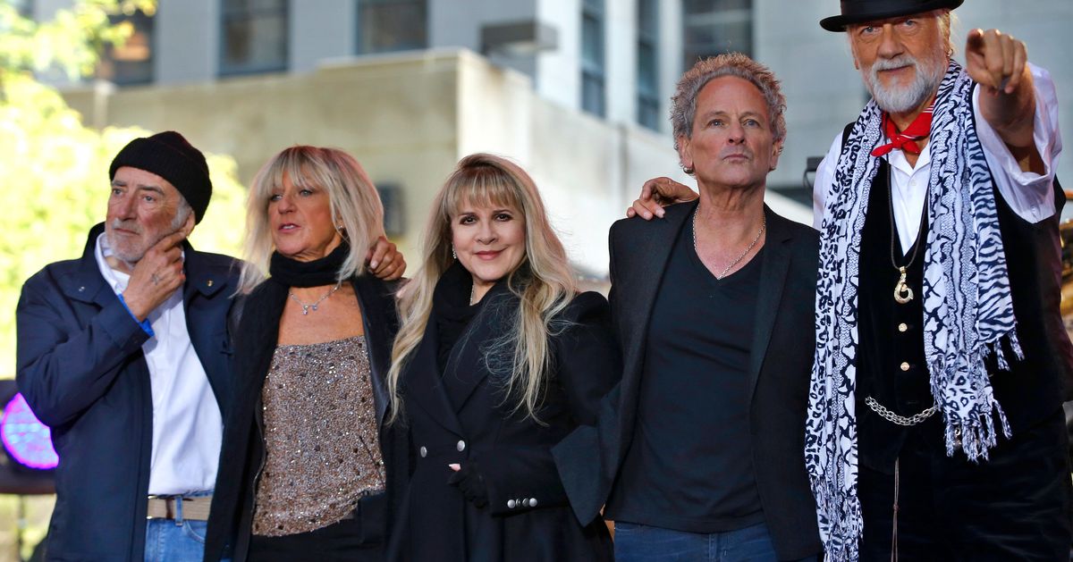 Fleetwood Mac Will Be Returning For Another Global Tour HuffPost