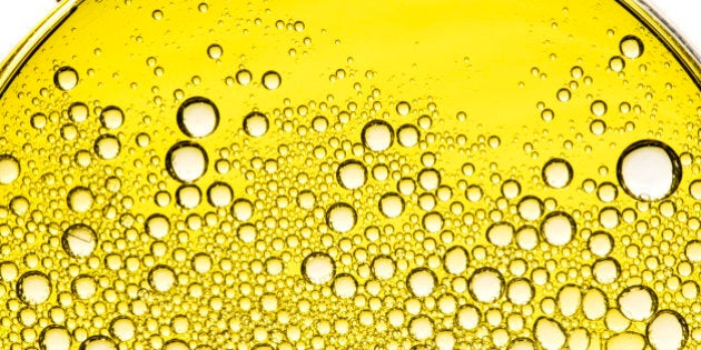 Bubbles in Olive Oil in Petri Dish