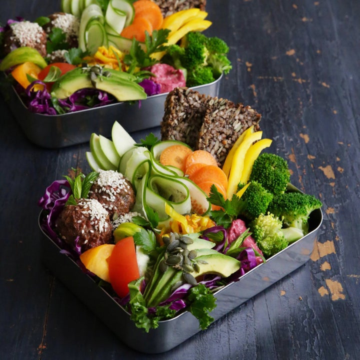 Fill a bowl or lunch box with salad, toast and meatballs for a light, fresh lunch or dinner.