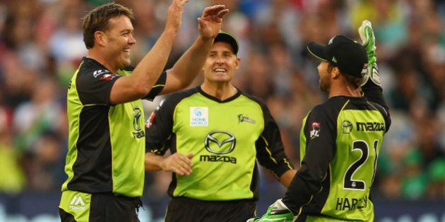 MELBOURNE, AUSTRALIA - JANUARY 24: Jacques Kallis of the Thunder celebrates after taking the wicket of David Hussey of the Stars during the Big Bash League final match between Melbourne Stars and the Sydney Thunder at Melbourne Cricket Ground on January 24, 2016 in Melbourne, Australia. (Photo by Robert Cianflone - CA/Cricket Australia/Getty Images)