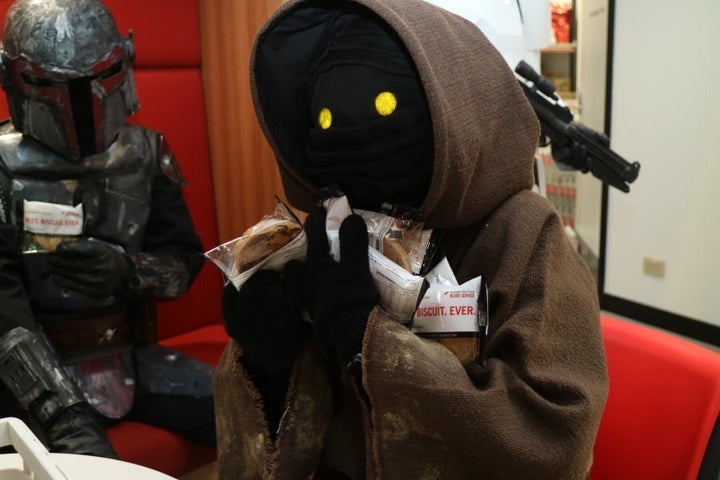 Sneaky Jawas like the Red Cross cookies.