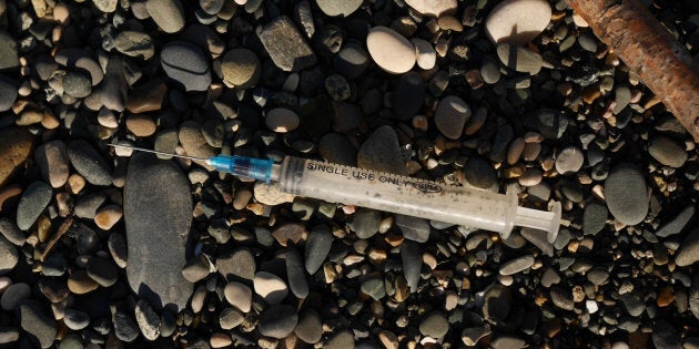 Syringe needles can pass on serious illnesses.