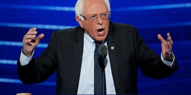 U.S. Democratic presidential candidate Bernie Sanders speaks during a rally in the Manhattan borough of New York, U.S.,June 23, 2016. REUTERS/Lucas Jackson