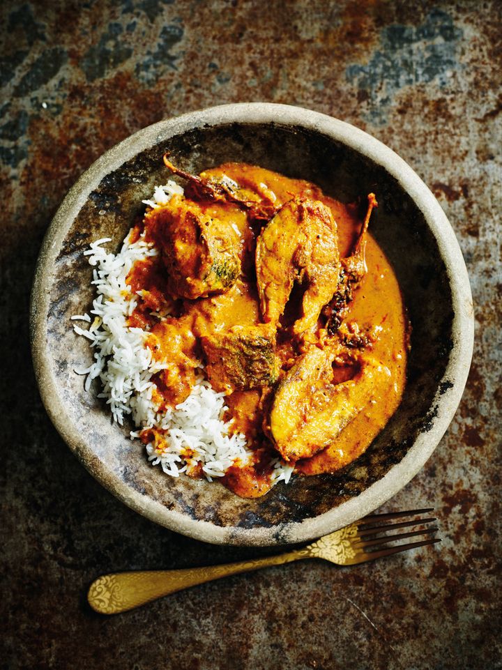 Garlic lovers, this curry is for you.