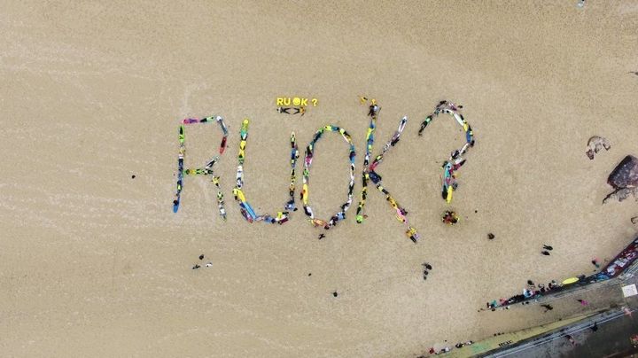 More than 200 Aussies joined forces at Bondi Beach on Thursday morning.