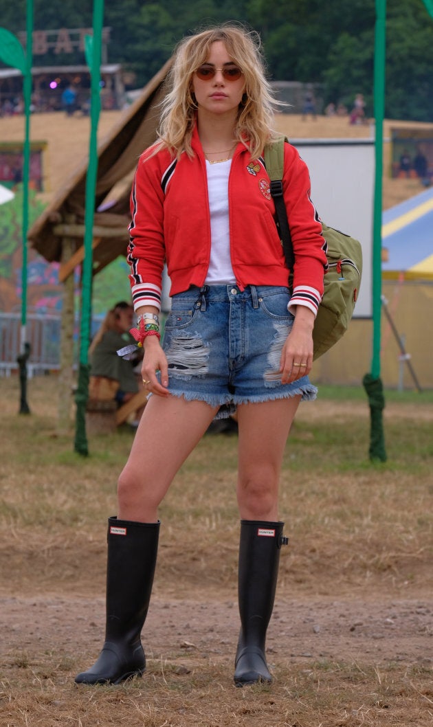 Suki Waterhouse at Glastonbury 2017.