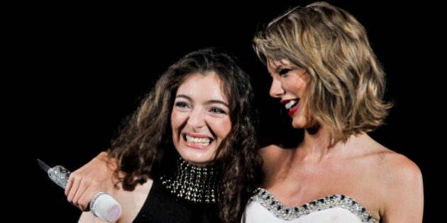 WASHINGTON, DC - JULY 13: Taylor Swift and Lorde perform onstage during The 1989 World Tour Live at Nationals Park on July 13, 2015 in Washington DC. (Photo by Kris Connor/LP5/Getty Images for TAS)