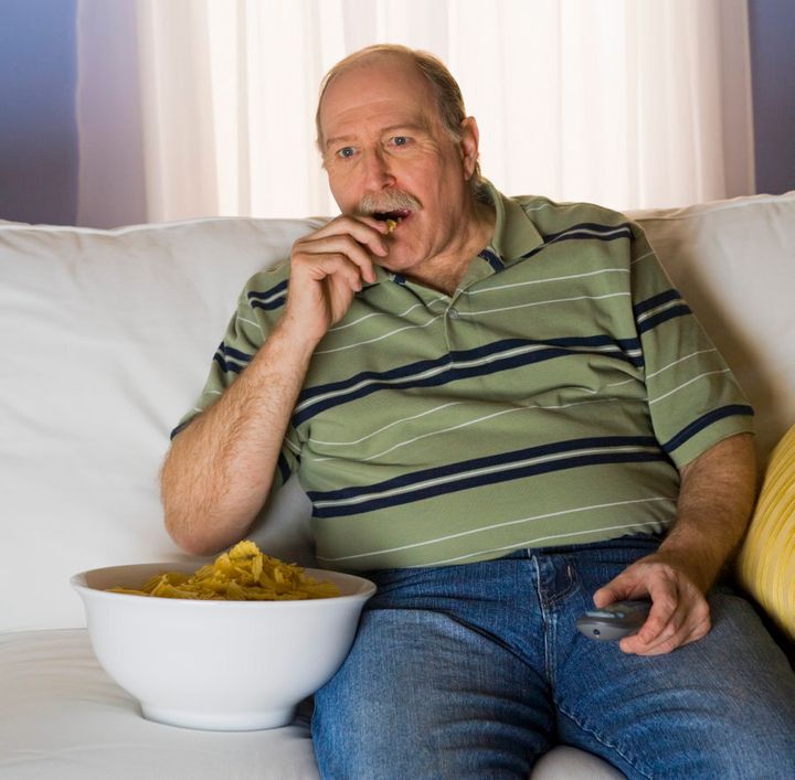 Watching TV while eating is a typical example of mindless eating.