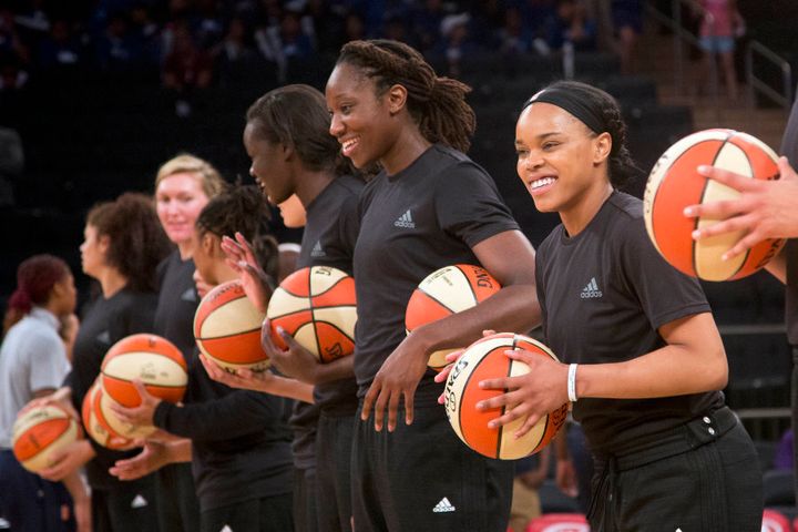 The New York Liberty team in their protest training shirts.