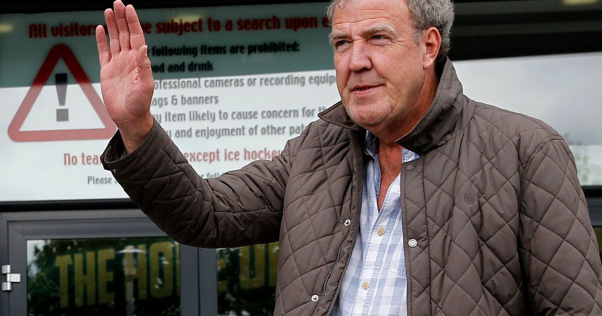 Former Top Gear Presenter Jeremy Clarkson Rushed To Hospital Huffpost Entertainment