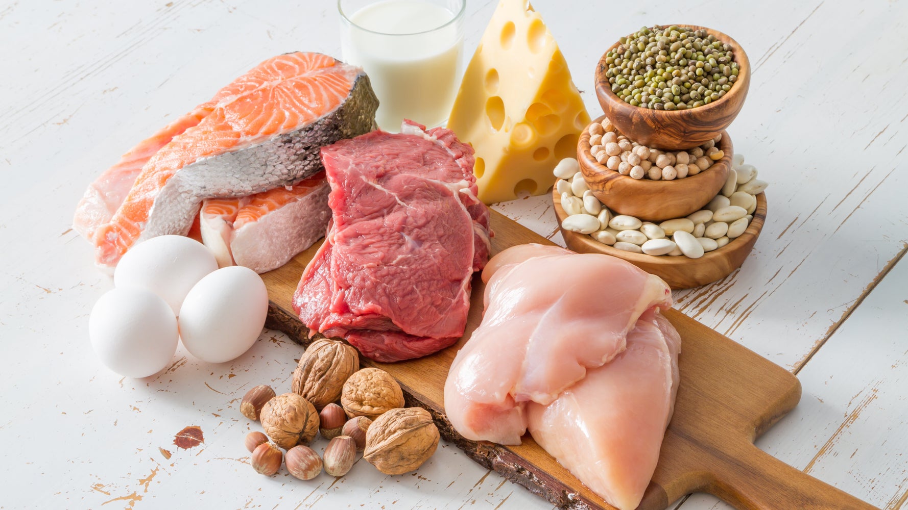 How Much Protein In Eggs Chicken Tuna Beef Dairy And Nuts Huffpost Australia Food Drink How Much Protein In Eggs Chicken Tuna Beef Dairy And Nuts Huffpost Australia Food Drink