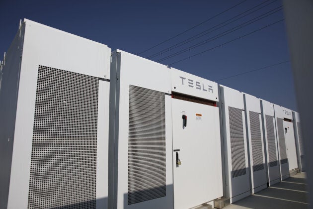 The South Australian Tesla Powerpack battery will actually look like thousands of big fridges.