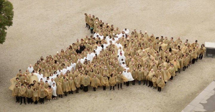 For Phar Lap's 90th birthday, Melbourne Museum recreated a living portrait of the horse.