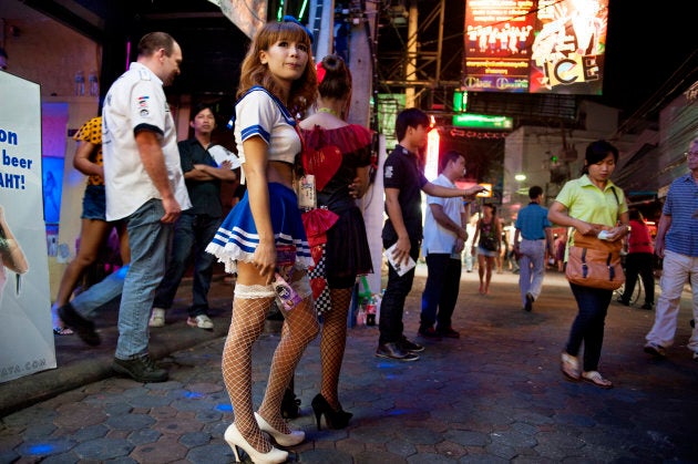 Thailand Offers Course For Women Who Marry Foreigners Huffpost Australia