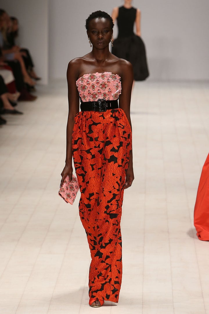 SYDNEY, AUSTRALIA - MAY 20: A model walks the runway during the Oscar de la Renta show, presented by Etihad Airways, at Mercedes-Benz Fashion Week Resort 17 Collections at Carriageworks on May 20, 2016 in Sydney, Australia. (Photo by Matt Jelonek/WireImage)