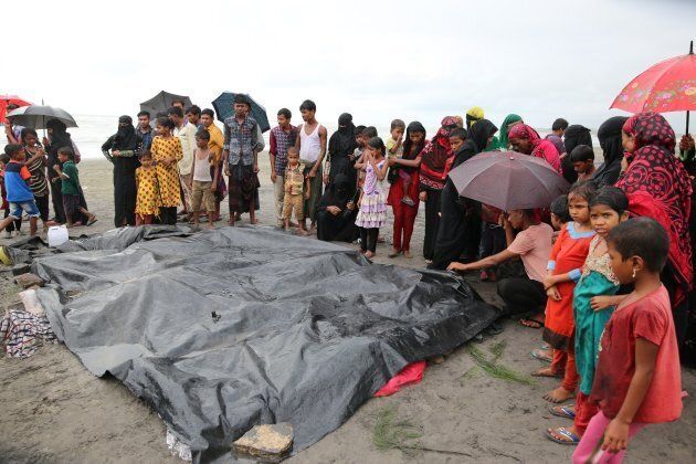 Reports indicated many Rohingya muslims have died as they attempt to flee the conflict. Rescuers were unable to save 10 children when the boat they were travelling on capsized.