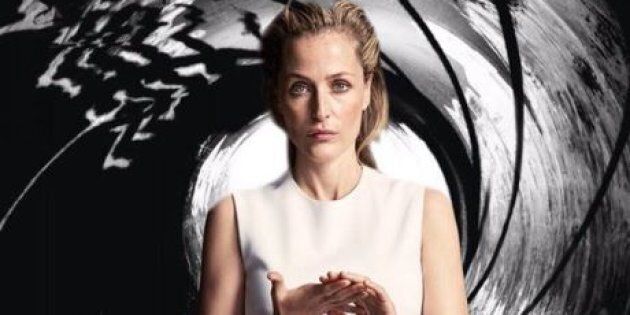The X-Files star tweeted a fan-made poster imagining her in the role of Bond.