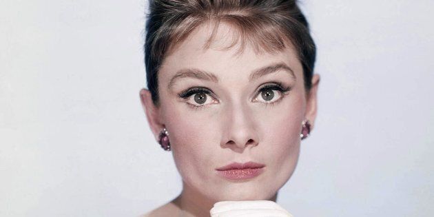 NEW YORK - 1961: Actress Audrey Hepburn poses for a publicity still for the Paramount Pictures film 'Breakfast at Tiffany's' in 1961 in New York City, New York. (Photo by Donaldson Collection/Michael Ochs Archives/Getty Images)