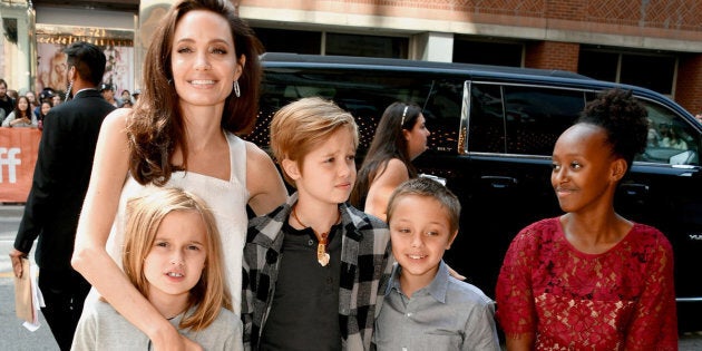 TORONTO, ON - SEPTEMBER 10: (L-R) Angelina Jolie, Vivienne Jolie-Pitt, Shiloh Jolie-Pitt, Knox Leon Jolie-Pitt, and Zahara Jolie-Pitt attend 'The Breadwinner' premiere during the 2017 Toronto International Film Festival at Winter Garden Theatre on September 10, 2017 in Toronto, Canada. (Photo by George Pimentel/WireImage)