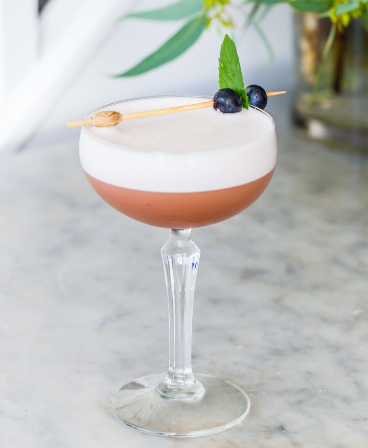 This cocktail is fresh and sweet, with the gin giving a welcome punch of warmth.