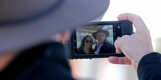 Prime Minister Malcolm Turnbull takes a selfie at Yalata