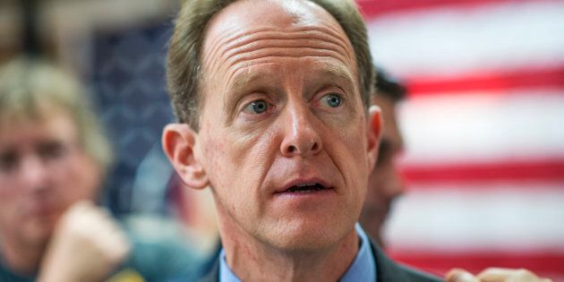 UNITED STATES - SEPTEMBER 23: Sen. Pat Toomey, R-Pa., attends a campaign event at the Herbert W. Best VFW Post 928 in Folsom, Pa., September 23, 2016. John McCain, R-Ariz., also attend in support of Toomey. (Photo By Tom Williams/CQ Roll Call)